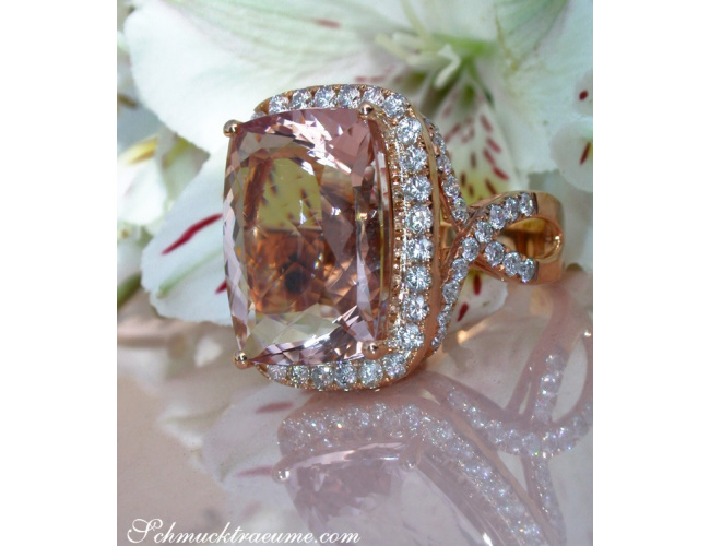 Opulenter Morganit Ring mit Brillanten 20 11 ct Schmuckträume