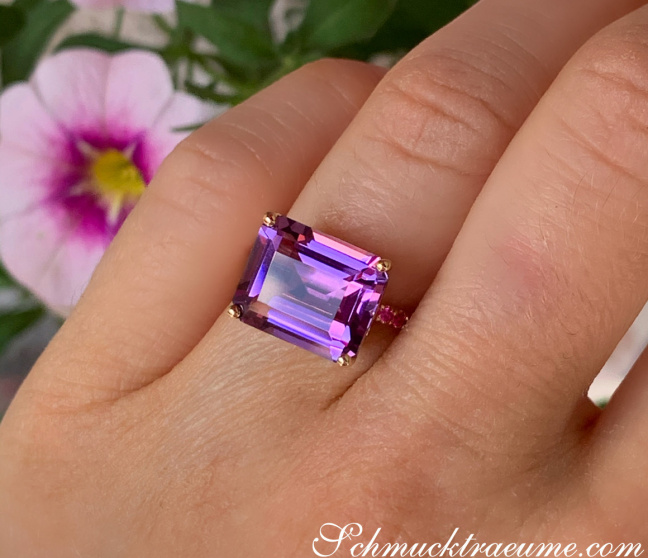 Amethyst Ring mit Rubinen