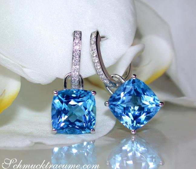Wende Ohrringe mit Blautopas und Diamanten