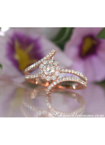 Enchanting Mini Solitaire Diamond Ring