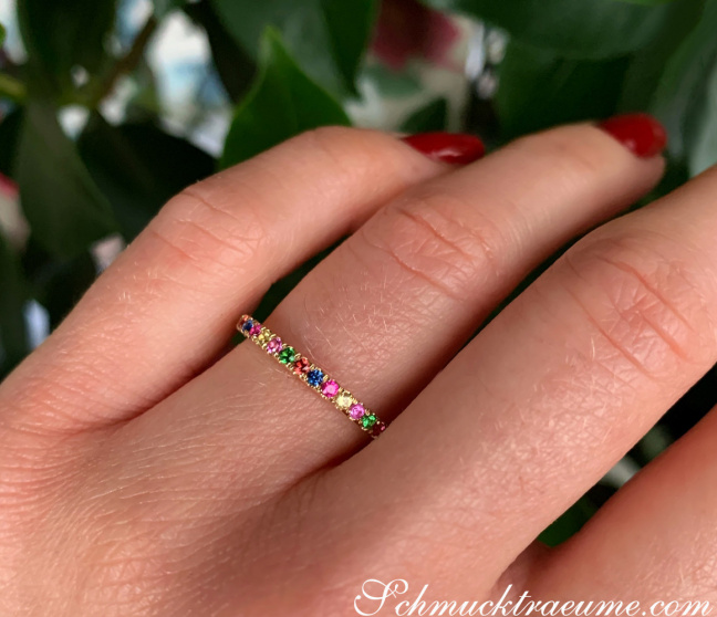 Brillanten Memory Ring mit Multicolor Saphiren