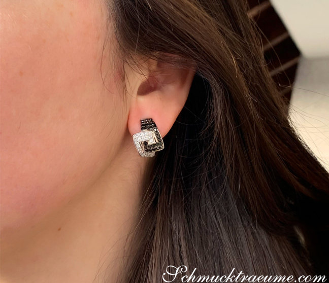Ohrstecker mit schwarzen Diamanten