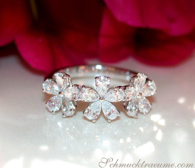 Diamanten Ring Blüten Blume
