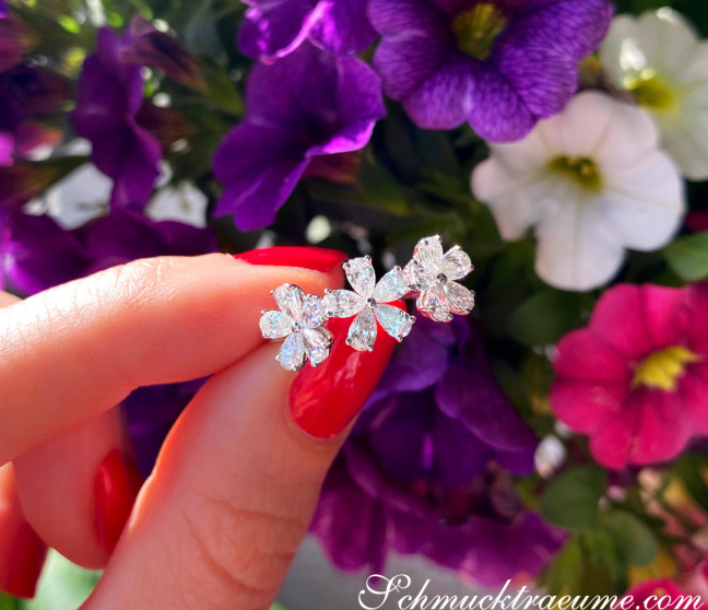 Diamanten Ring Blüten Blume