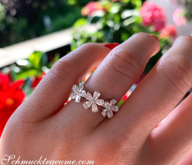 Diamanten Ring Blüten Blume