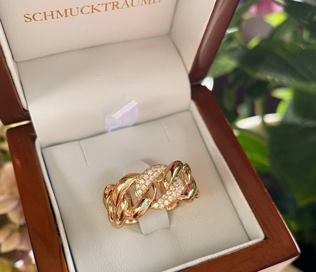 Auffallender Panzer Ketten Ring mit Brillanten in Gelbgold 585