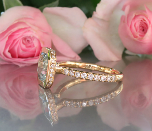 Raffinierter Aquamarin Ring  "Surprise" | SCHMUCKTRÄUME.COM