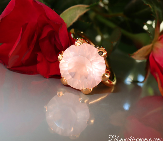 Rosenquarz Ring in Roségold 750