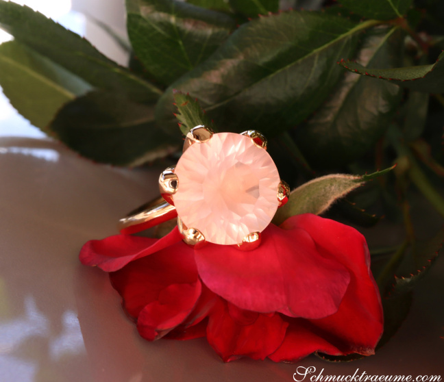 Rosenquarz Ring in Roségold 750