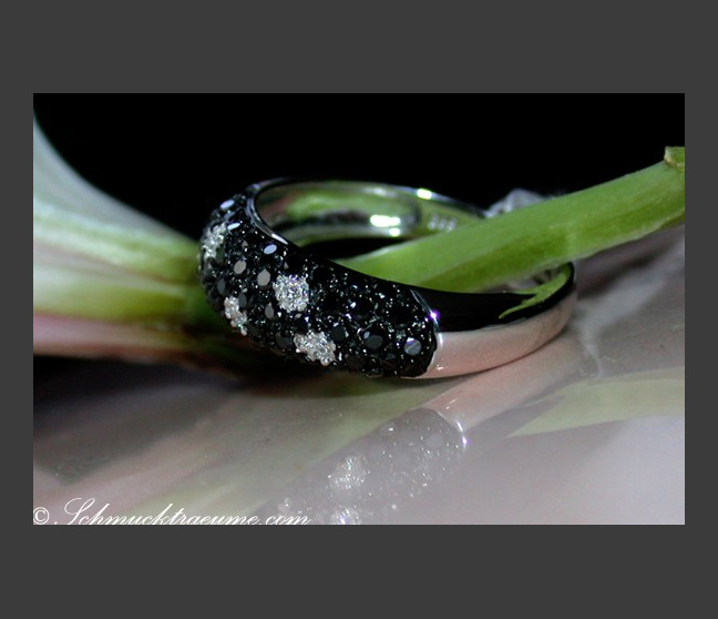 schwarze Diamanten Ring