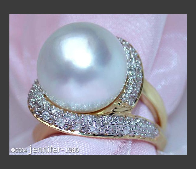 Südseeperle Ring mit Brillanten in Gelbgold