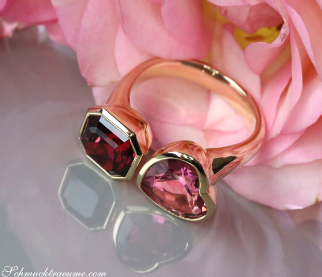 "Toi et Moi" Ring mit Pink Turmalin und Rhodolith