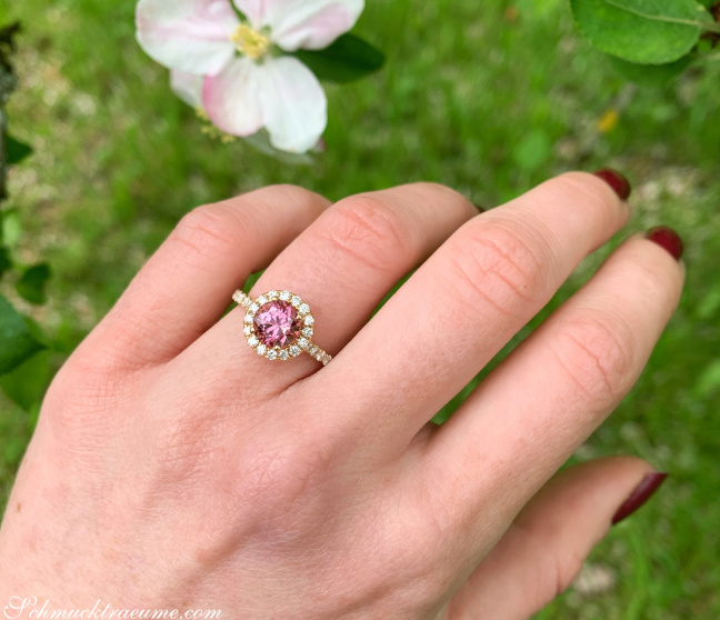 Rosa Malaya Granat Ring mit Brillanten