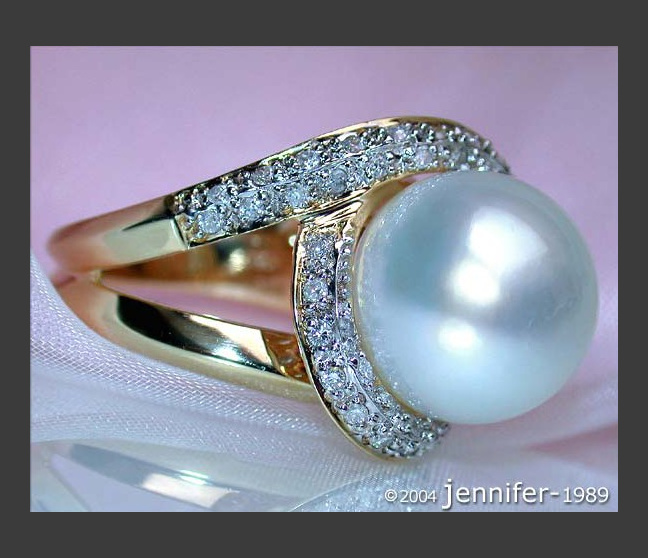 Südseeperle Ring mit Brillanten in Gelbgold