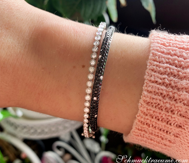 Armreif mit schwarzen Diamanten