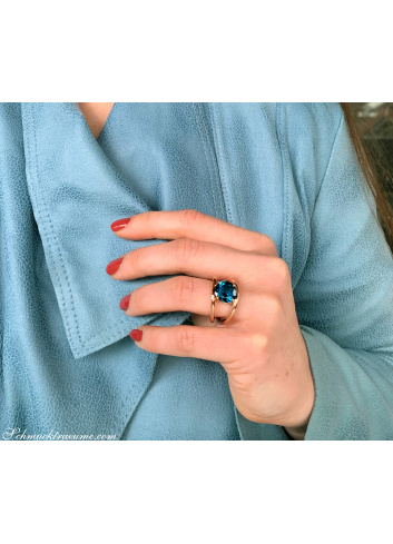 Auffallender Blautopas Ring „Blue Minimalism“