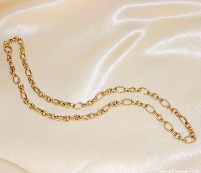 Gold Pur: Bildschönes Glieder Collier (oval & rund)
