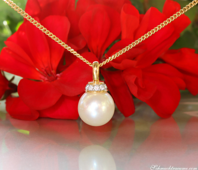Wundervoller Süßwasserperle Anhänger mit Brillanten (mit Kette)