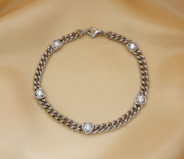Wundervolles Panzerarmband mit Brillanten im Herz Design