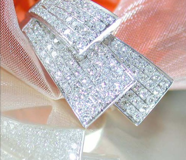 Exklusiver Brillanten Ring in Weißgold 750