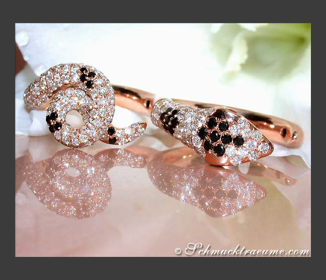 Diamanten Doppel Ring im Schlangen Design