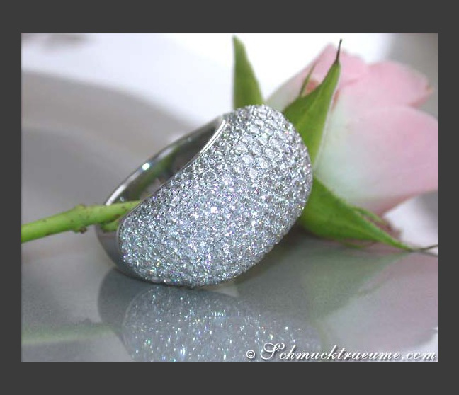 Schwerer Diamanten Dome Ring