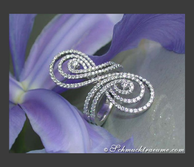 Ungewöhnlicher Brillanten Ring in Weißgold