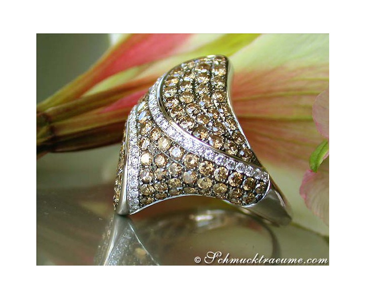 Impressive Brown & White Diamond Ring