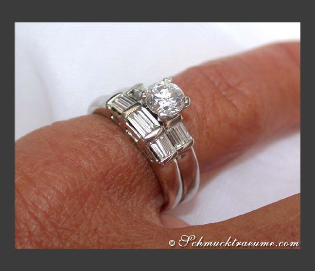 Diamant Ring am Finger