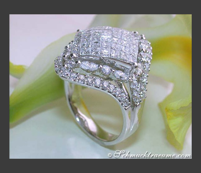 Brillanten Ring mit Marquise und Princess Diamanten