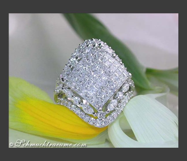 Brillanten Ring mit Marquise und Princess Diamanten
