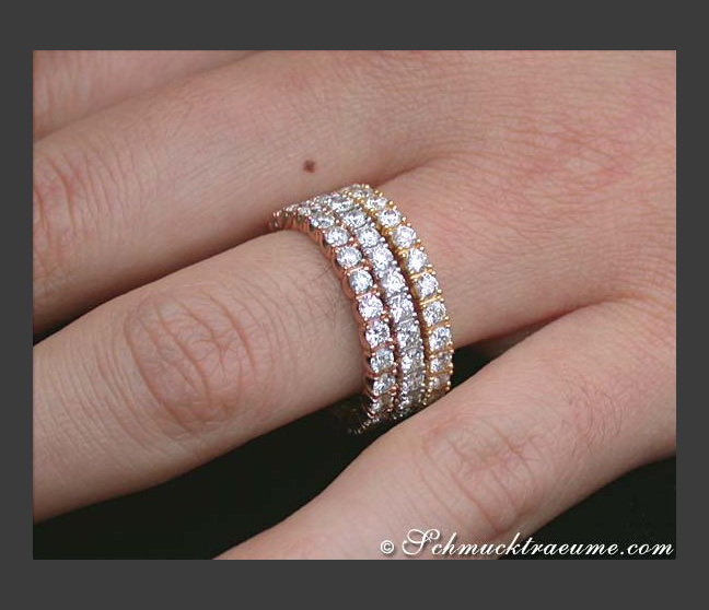 Diamant Ring am Finger