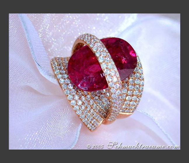Rubellit Ring mit Brillanten