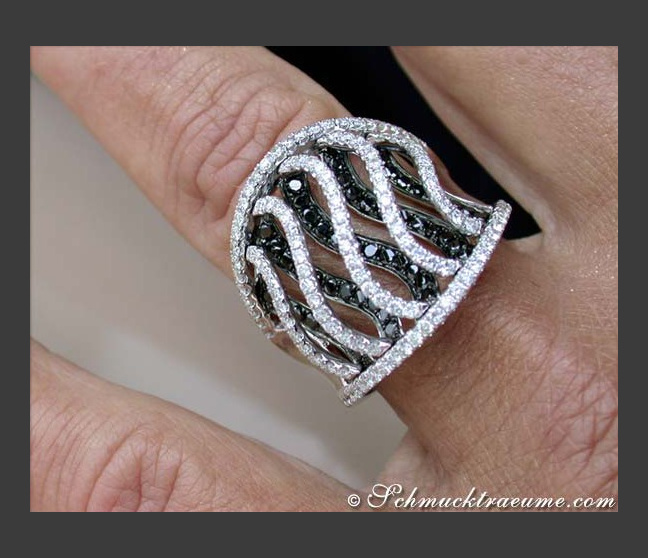 Schwarze Diamanten Ring
