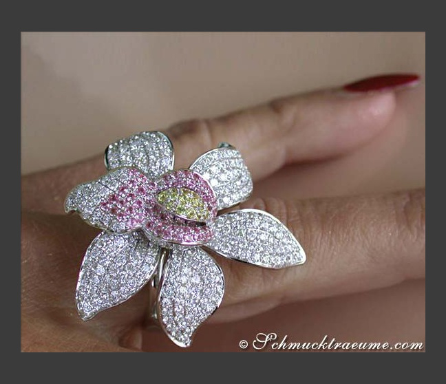 Diamanten Orchidee Ring mit Saphiren