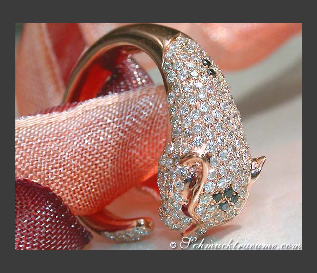 Panther Ring mit Diamanten