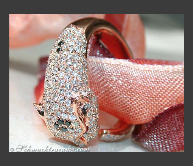 Panther Ring mit Diamanten