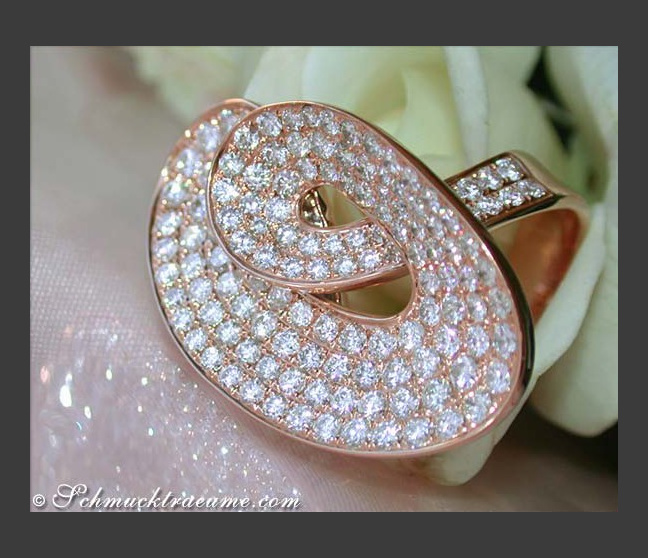 Extravaganter Brillanten Ring in Roségold