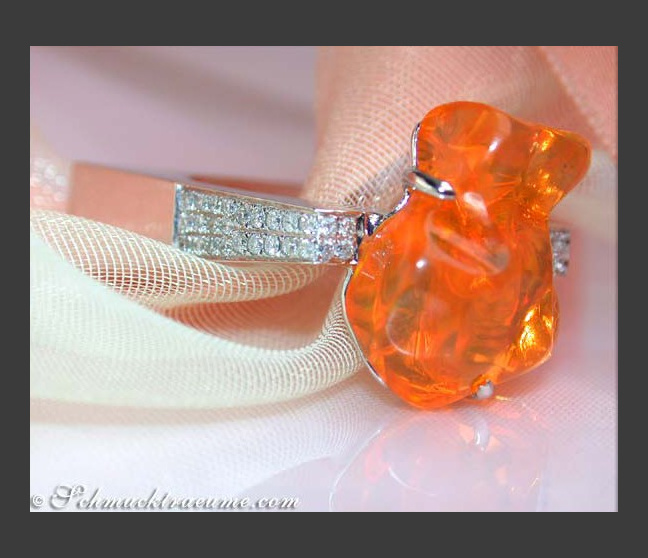 Feueropal Ring mit Brillanten