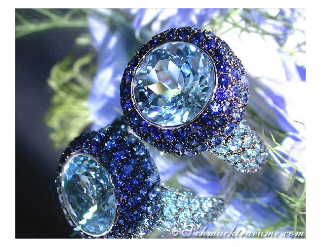 Spectacular Blue Topaz Ring with Sapphires