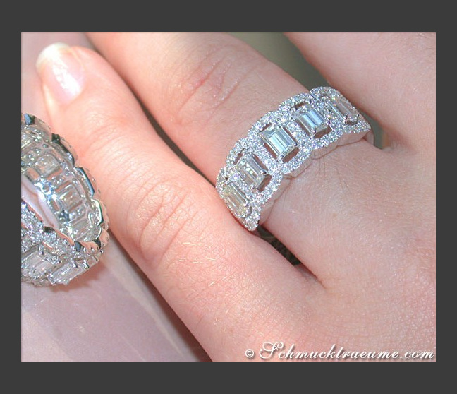Diamant Memory Ring am Finger