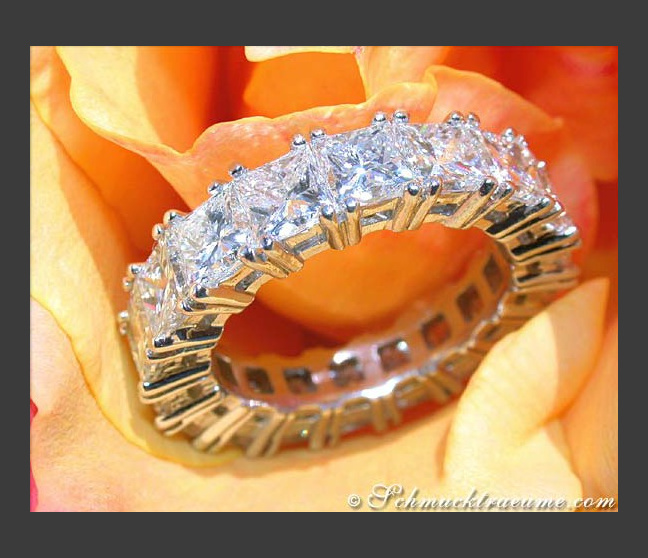Hochwertiger Damen Schmuck online auf Schmucktraeume.com