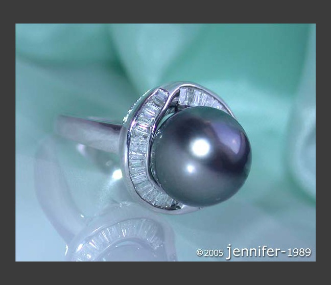 Tahitiperle Ring mit Trapez Diamanten in Weißgold 585