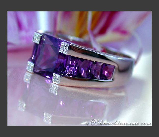 Amethyst Ring in Weißgold 750