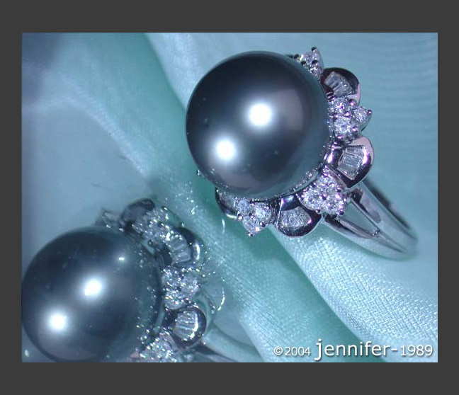 Edler Tahitiperle Ring mit Diamanten (Baguette & Brillant Schliff)