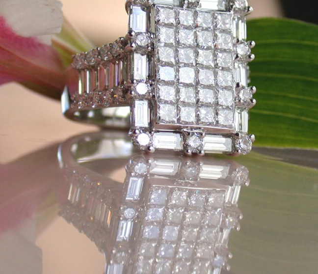 Hochwertiger Schmuck für Damen - online kaufen auf Schmucktraeume.com