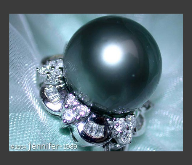Edler Tahitiperle Ring mit Diamanten (Baguette & Brillant Schliff)