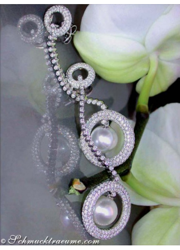 Impressive South Sea Pearl Earrings with Diamonds (70 mm)