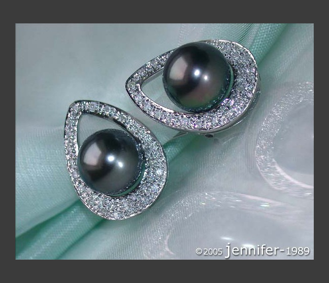 Tahitiperlen Ohrstecker im Mikimoto Design