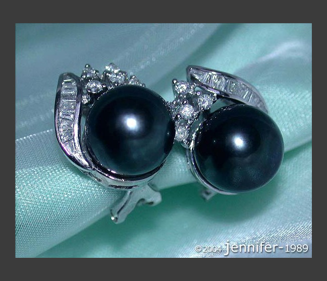 Tahitiperlen Ohrstecker mit Diamanten